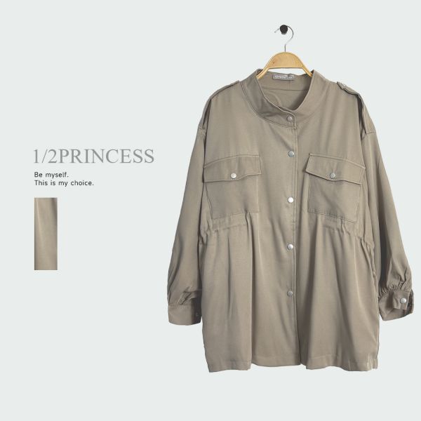 設計款收腰外套 