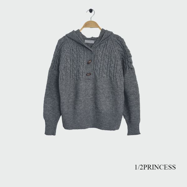 針織牛角扣連帽T 