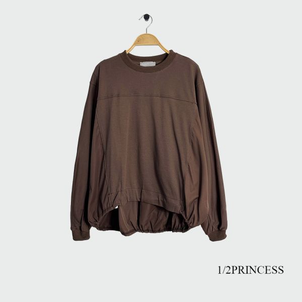 設計款下束口大學T 