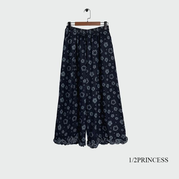 日系牛仔滿版花花寬褲 