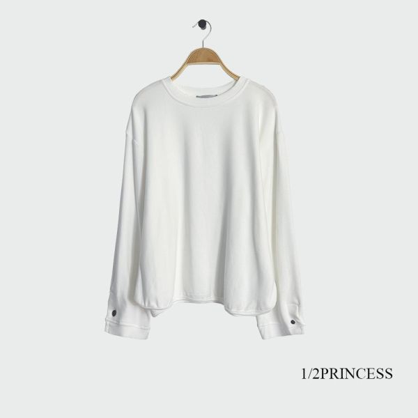 日系袖釦子造型T 