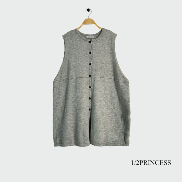 日系針織開扣長背心 