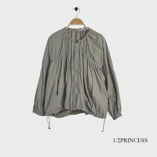 防風花領設計款外套 