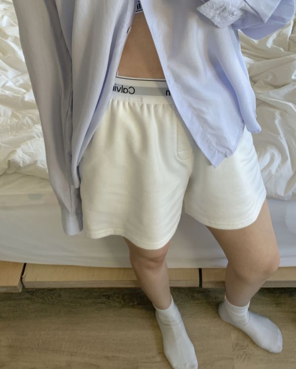 Calvin Klein 削肩背心+褲子 