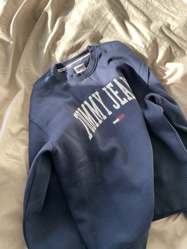 Tommy Jeans 刷毛大學T 