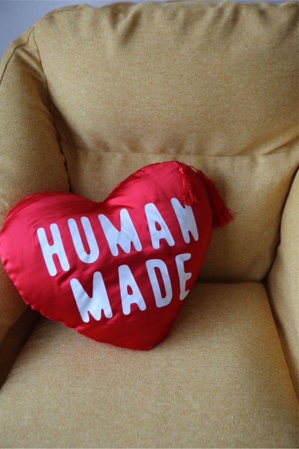 現貨*Human Made 愛心抱枕 