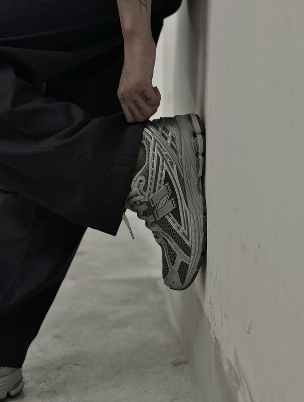 現貨*New Balance 1906r 