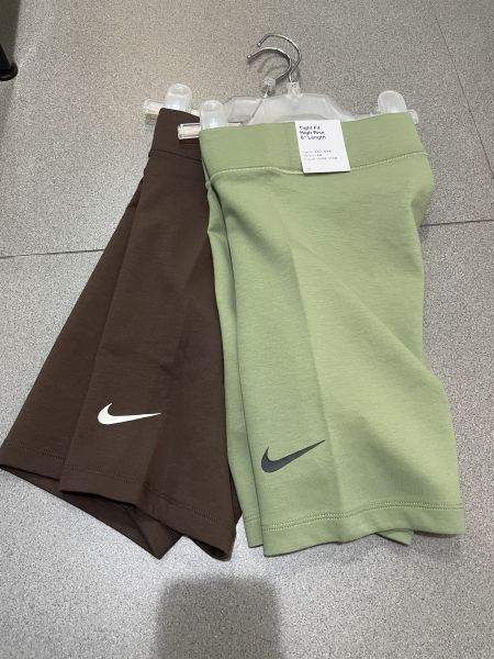 NIKE 單車褲 