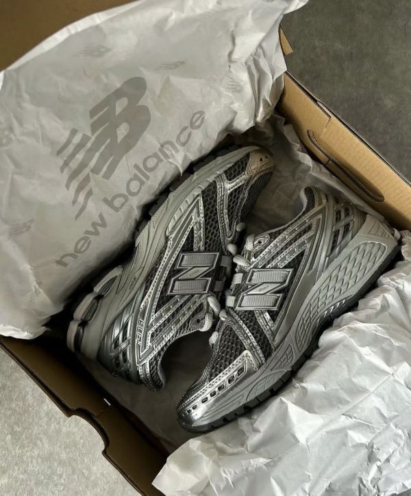 現貨*New Balance 1906r 
