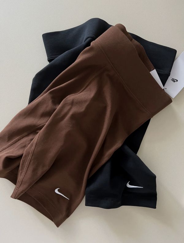 NIKE 單車褲 