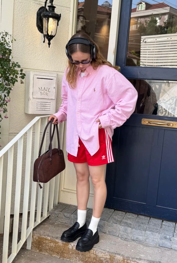 ADIDAS 三線條紋短褲 