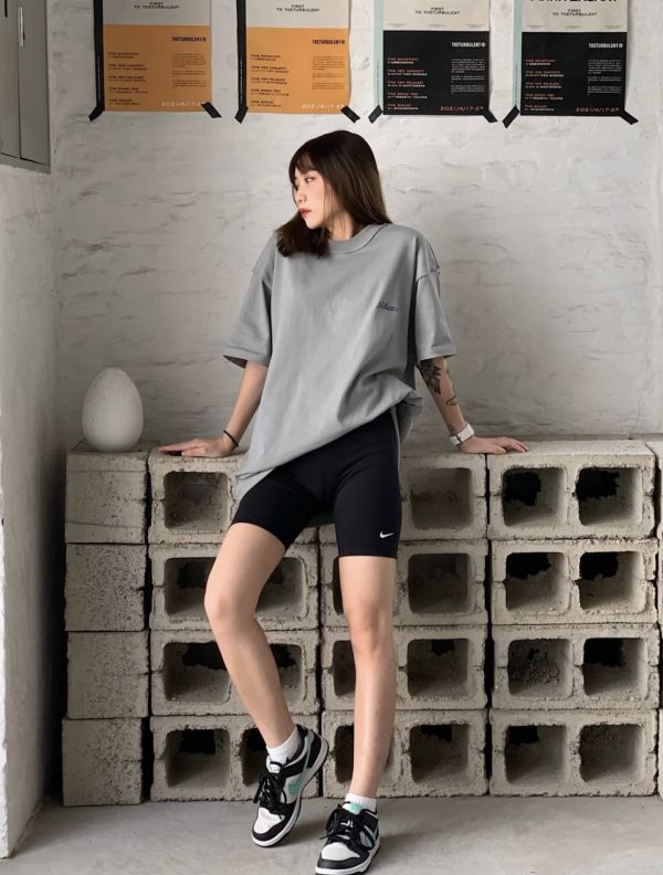 NIKE 單車褲 