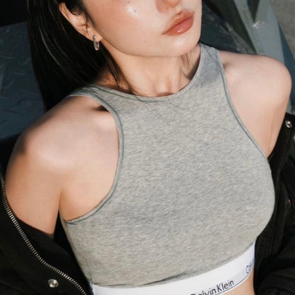 Calvin Klein 削肩背心+褲子 