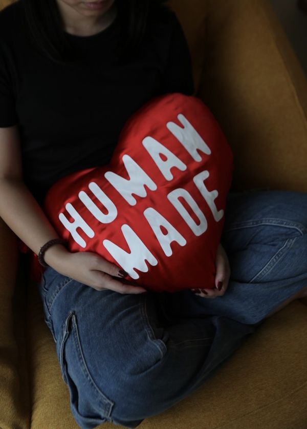 現貨*Human Made 愛心抱枕 