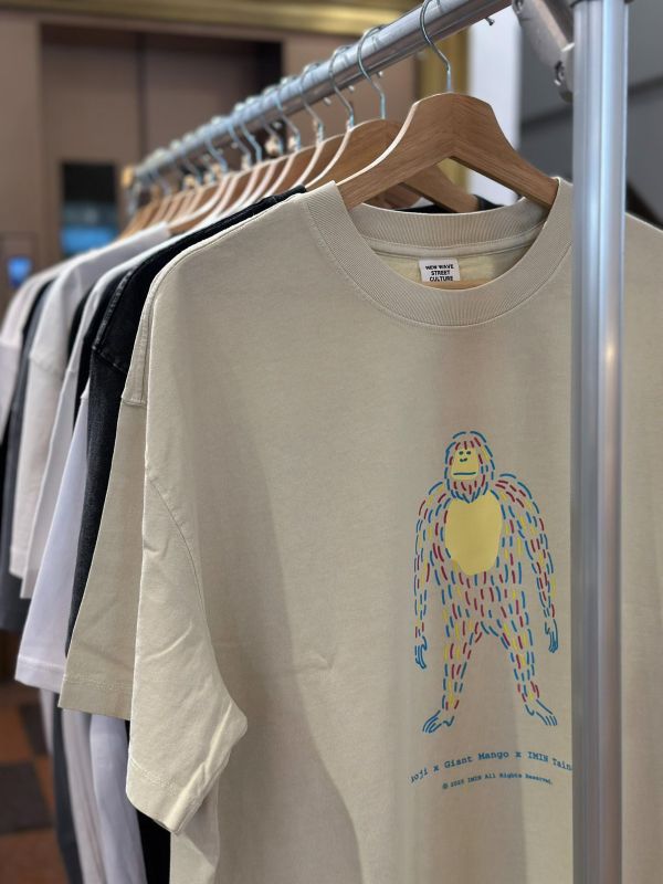 | koji - Strange Reality | 輕水洗短袖T-shirt/ 共兩款 