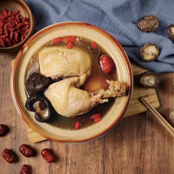 【大葉嚴選】藥膳養生雞湯_四物雞湯/黑早冬菇雞湯/人蔘雞湯/蒜頭雞湯/當歸雞湯/剥皮辣椒雞湯 800g/包 (約2人份) 