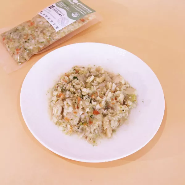 【CoCoFresh】犬貓入門無穀鮮食主餐_150g x 12 包組_養膚美毛推薦 