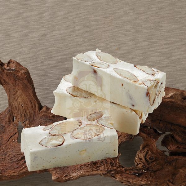 【一福堂】金禧雙味甜禮盒(杏仁果牛軋糖+夏威夷牛奶糖) 