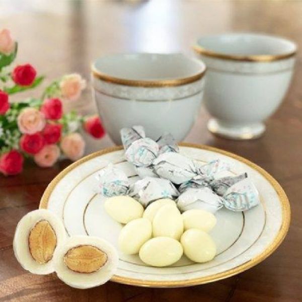 日本REIKA 北海道杏仁白巧克力250g/黑芝麻杏仁巧克力200g_2包_3包_6包 