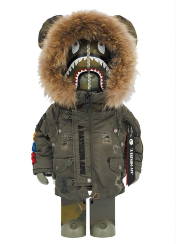 【預購】庫柏力克熊 BE@RBRICK 鯊魚 BAPE(R) × ALPHA CAMO SHARK 2023 1000％ 