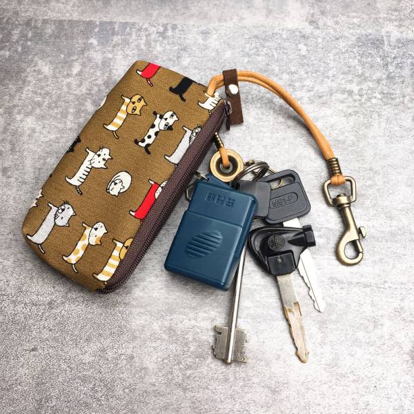 拉鍊鑰匙包 (咖啡排排貓) 日本布 接單生產* 鑰匙包,keyholder,鑰匙收納,キーケース,kyecase,隨身小包,客製化