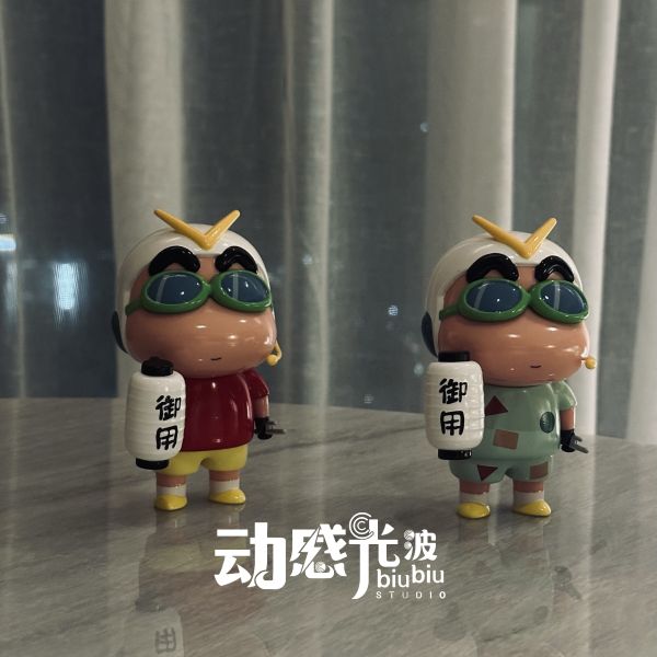 動感光波工作室 戰鬥小新 sofubi 