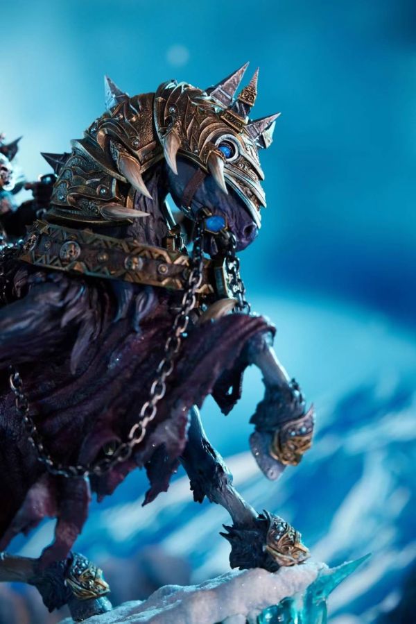 正版授權 Blizzard暴雪遊戲 魔獸世界 巫妖王&無敵戰馬 典藏限定雕像 