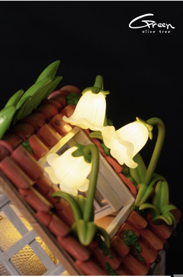 Green Olive Tree 少女Phoebe在爲你祈禱 