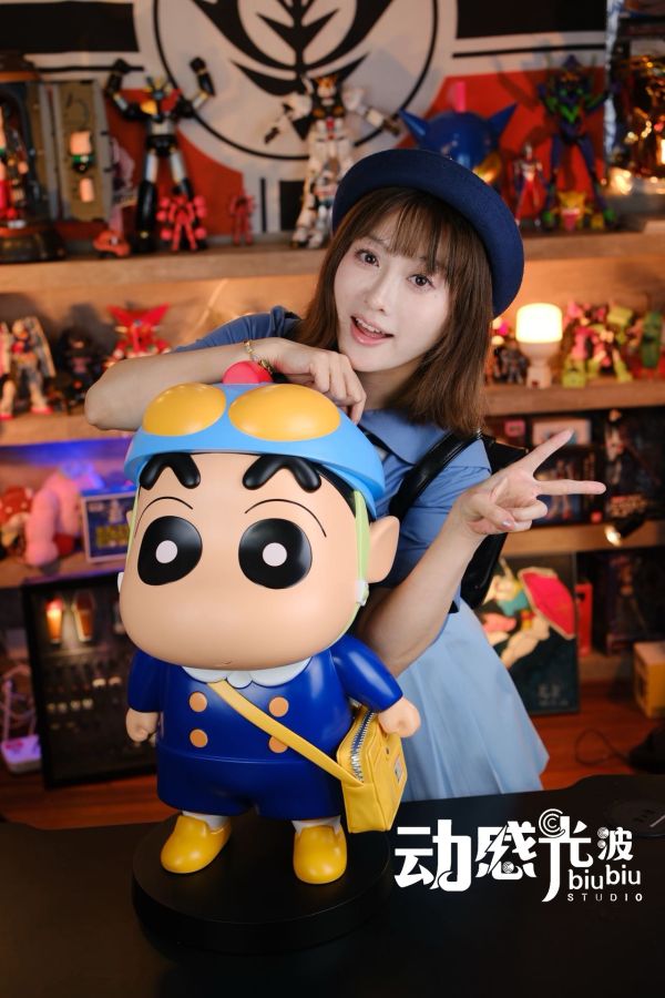 動感光波&動感工坊 1000% 秋季校服小新 