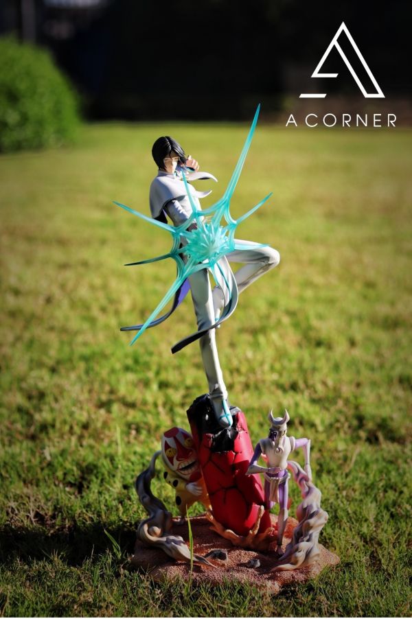 A CORNER-Studio 主角團系列第四彈 白衣眼鏡男 