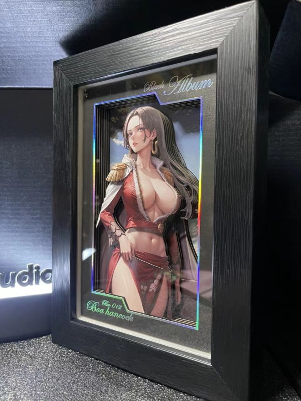 Black Box Studio 黑盒工作室 桌面超迷你立體相框 波雅漢庫克 女帝 