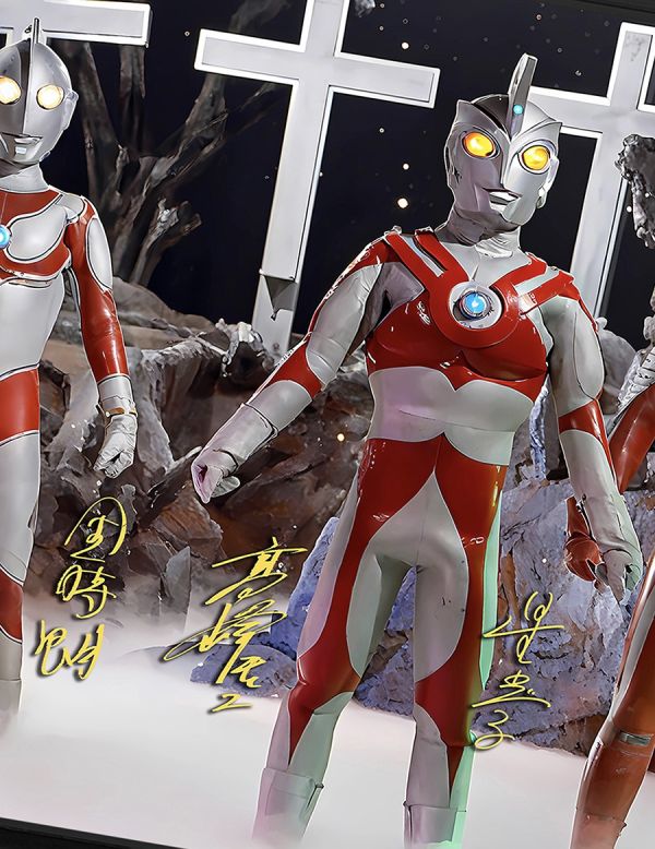 千鳥社《奧特曼合影聲優簽名》鼠標墊裝飾畫 