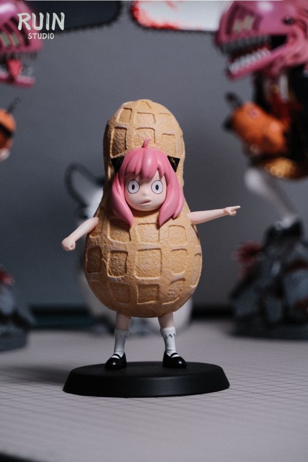RUIN STUDIO 花生阿尼亞 