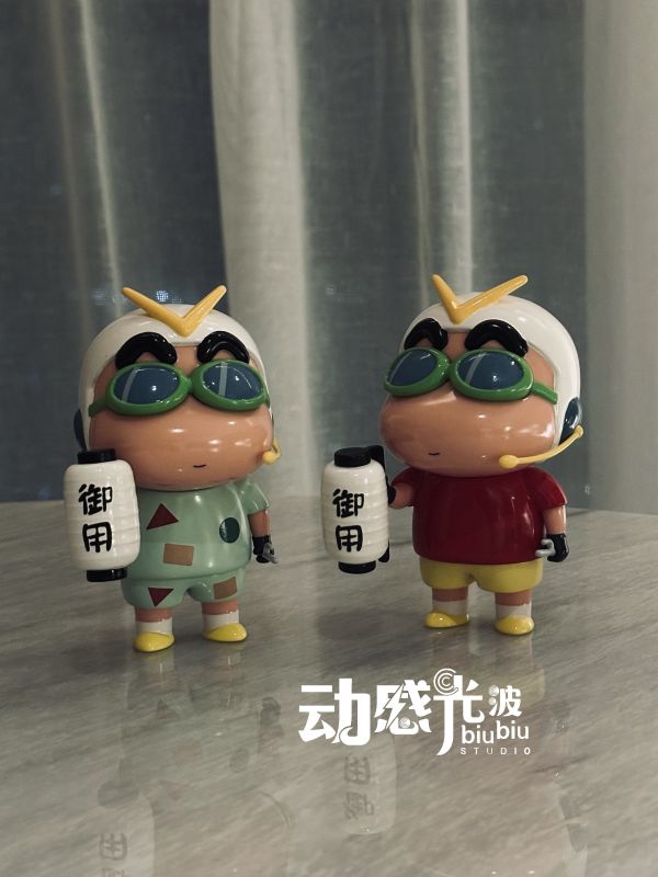 動感光波工作室 戰鬥小新 sofubi 