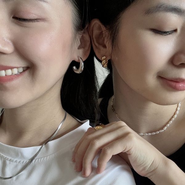 Alaia Twisted Earrings 扭繩圈圈 