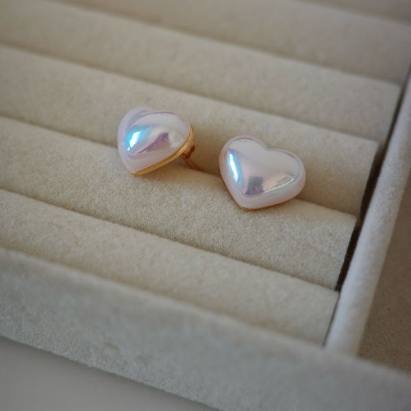 Heart Pearl Earrings 愛心珍珠 