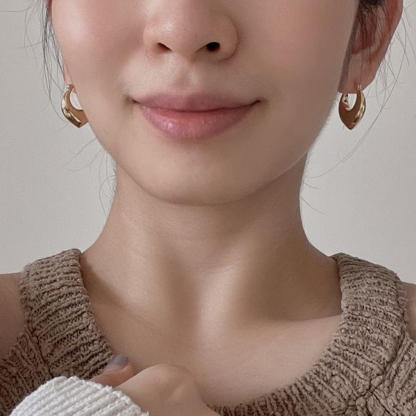 Audrey Heart Earrings 桃心圈圈 