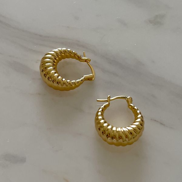 Croissant Hopp Earrings 大可頌圈圈 