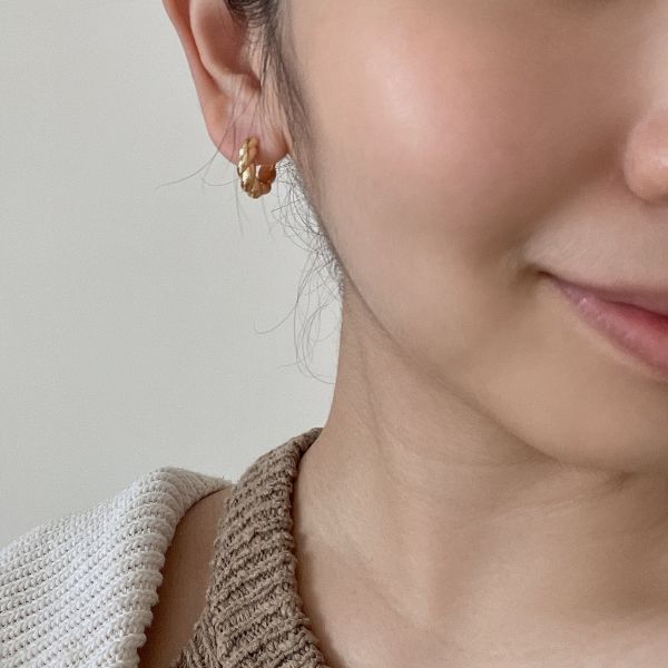 Lyla Twisted Earrings 晨間可頌 