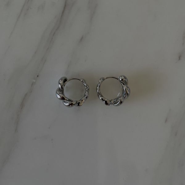 Alaia Twisted Earrings 扭繩圈圈 
