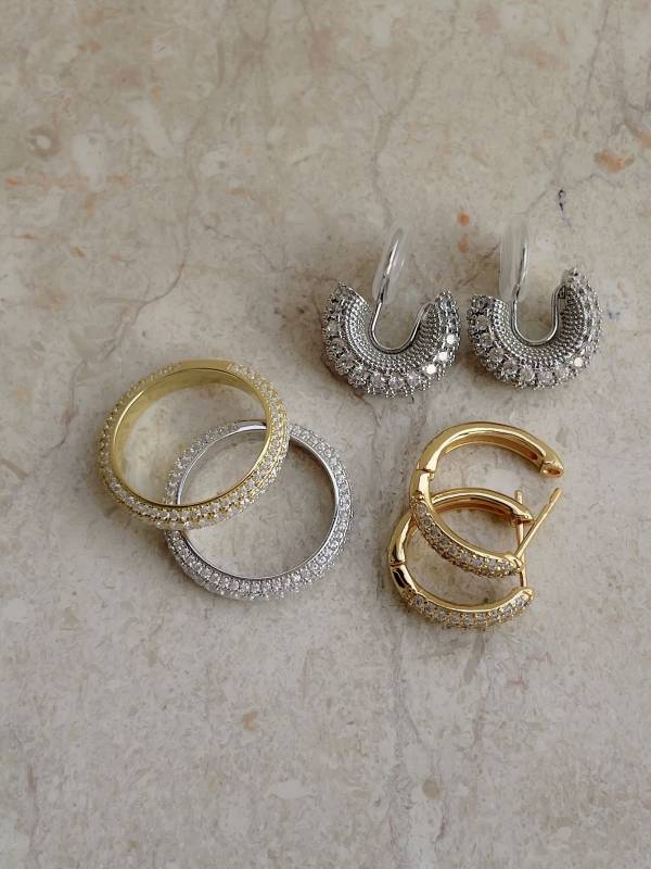 Sparkling Ear Cuff 閃鑽夾式 
