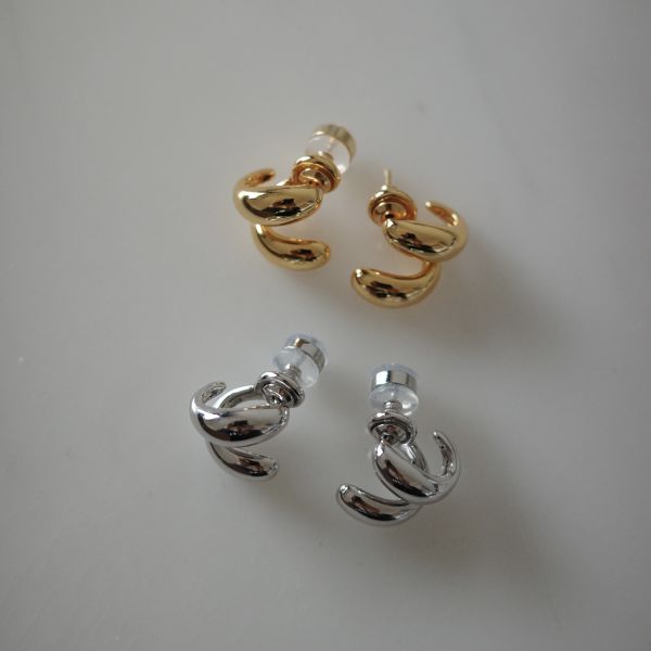 Teddy Twirled Earrings 扭結圈圈 