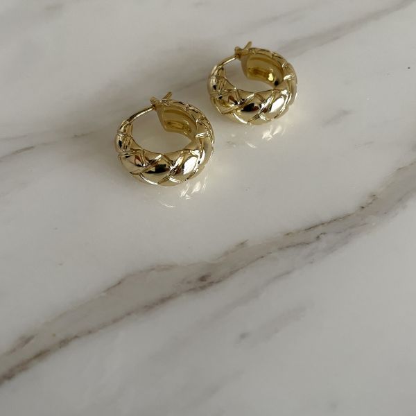 Waffle Hoop Earrings 菱格圈圈 