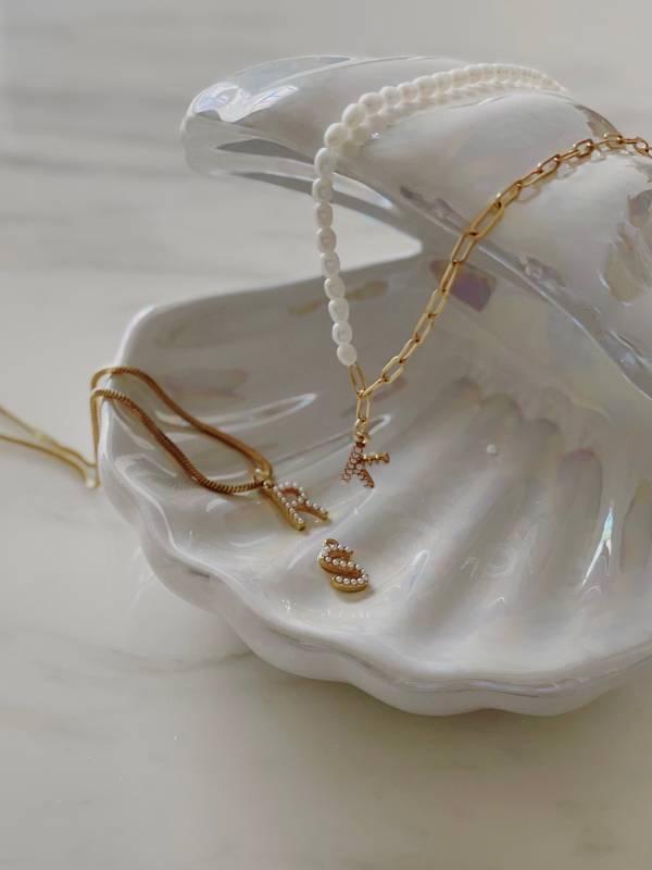 T-Lock Pearl Necklace 鎖鍊珍珠 