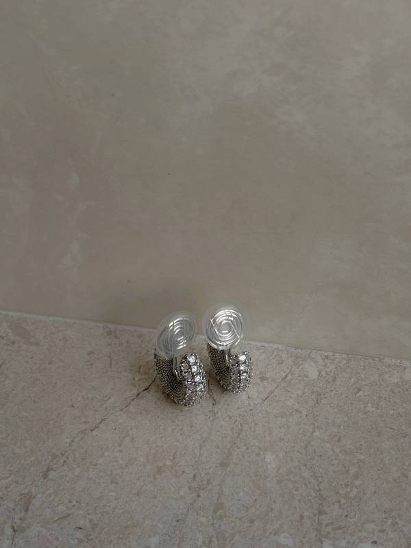 Sparkling Ear Cuff 閃鑽夾式 