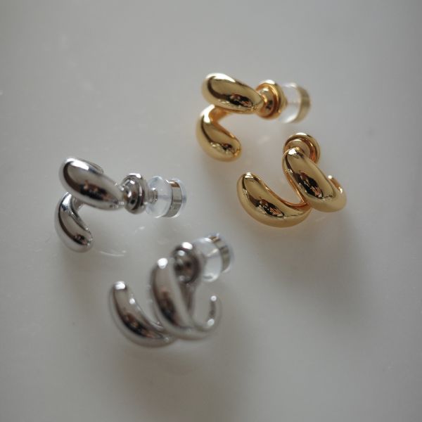 Teddy Twirled Earrings 扭結圈圈 