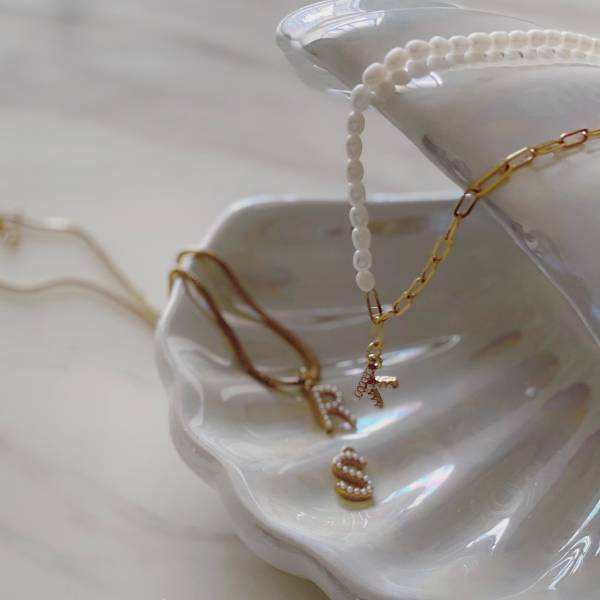 T-Lock Pearl Necklace 鎖鍊珍珠 