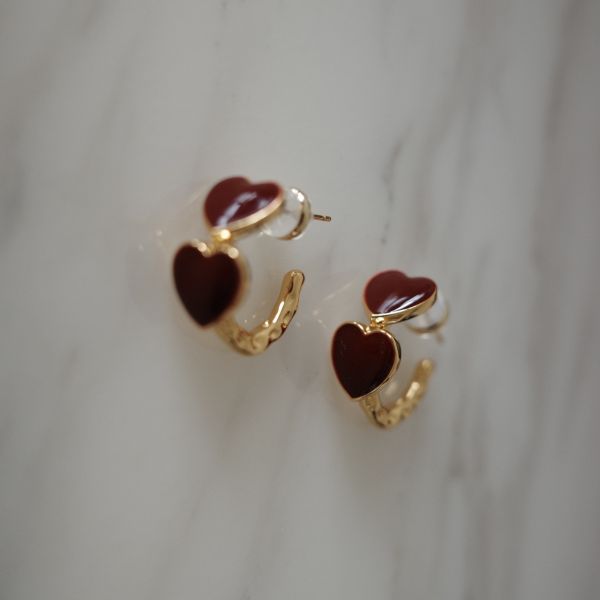 Velvet Heart Earrings 紅心圈圈 