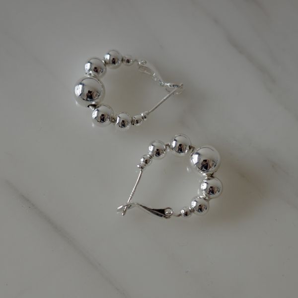 Silver Bean Earrings 銀豆圈圈 