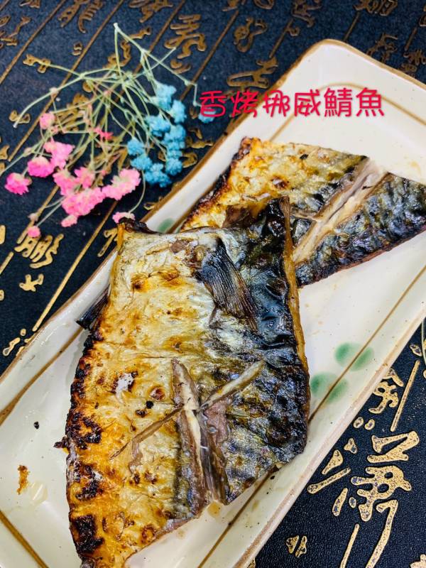 超大片頂級挪威薄鹽鯖魚/片 好吃又便宜~ 挪威薄鹽鯖魚,鯖魚,鯖魚片,挪威鯖魚,挪威鯖魚片,薄鹽鯖魚片,